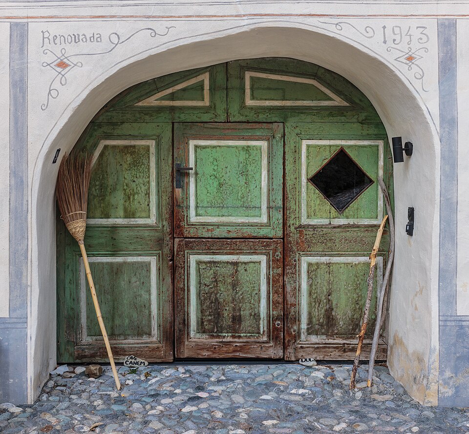 Flush Doors photo